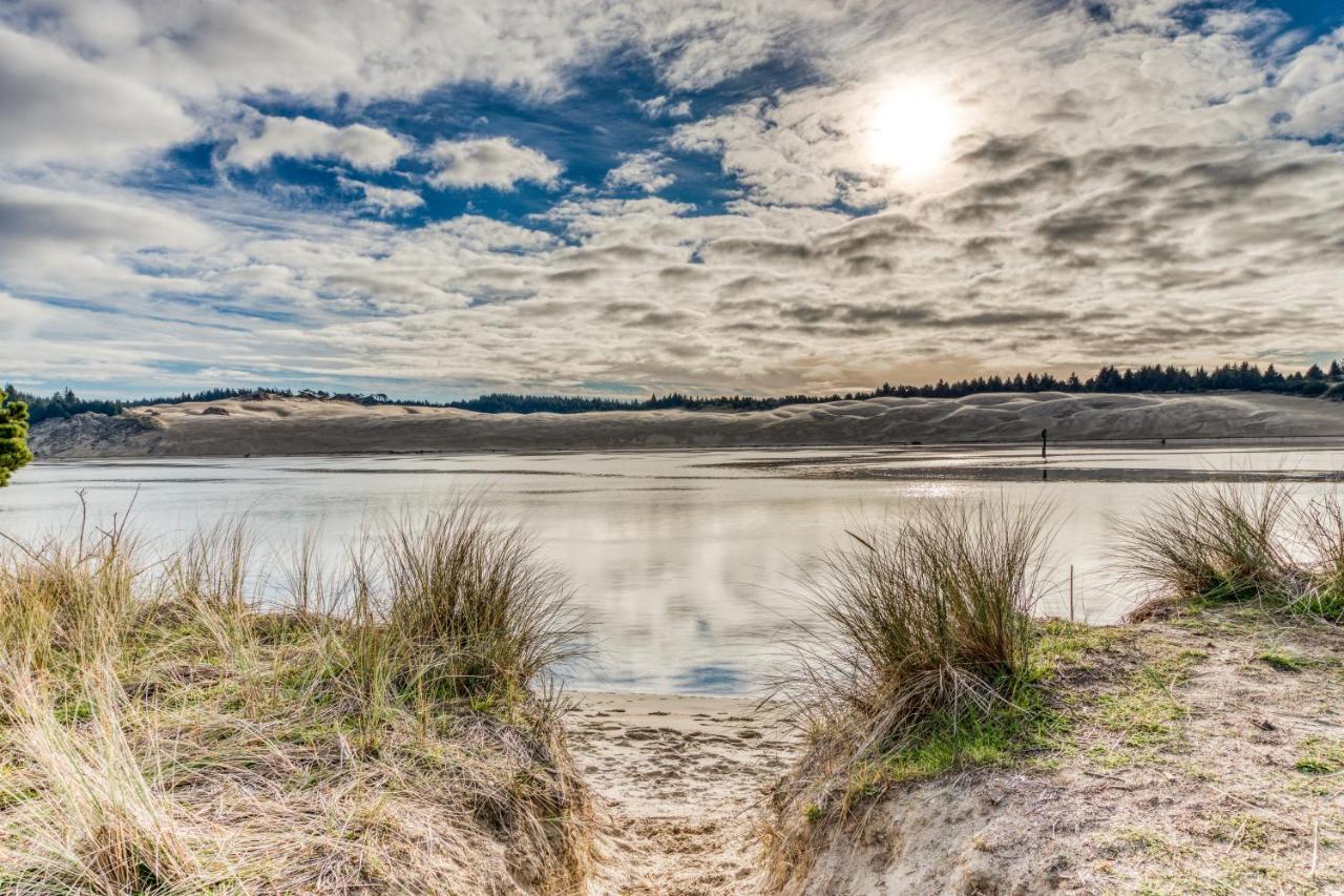 Sunset Dunes Florence Bagian luar foto